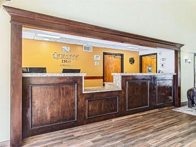 La Casa Inn & Suites-Мидълбъро Екстериор снимка